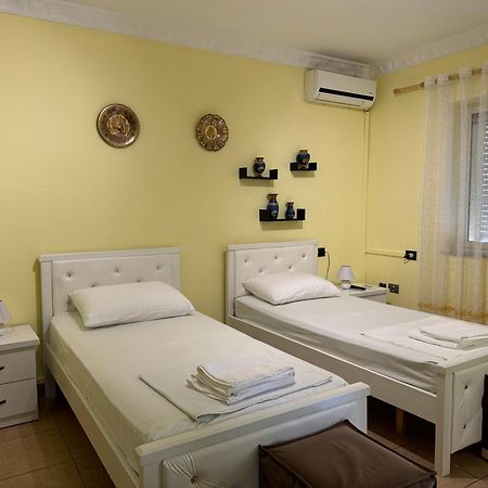 Fun House Serenity Apartment Tirana Bagian luar foto